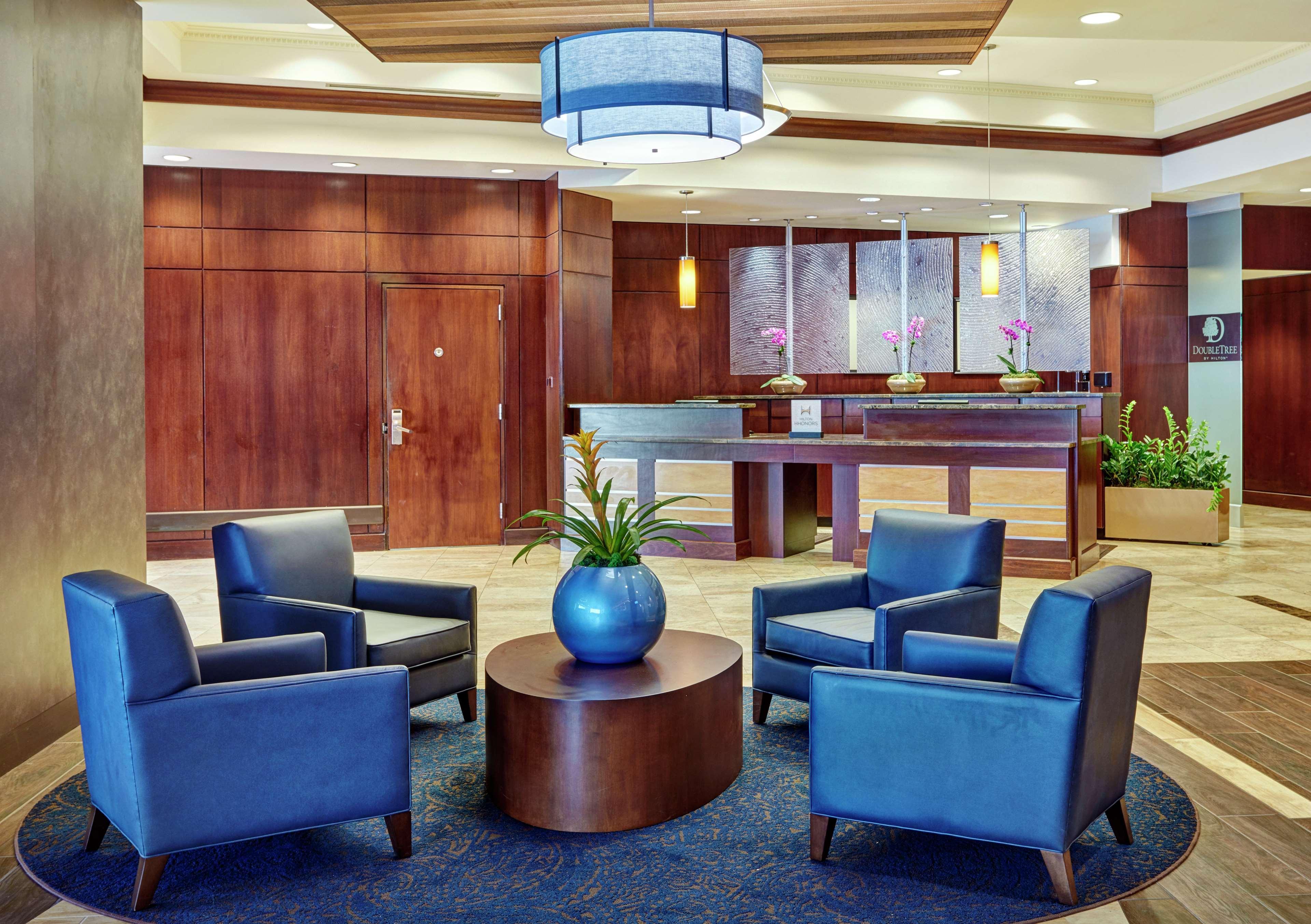 Hotel Doubletree By Hilton Charlotte Uptown Zewnętrze zdjęcie