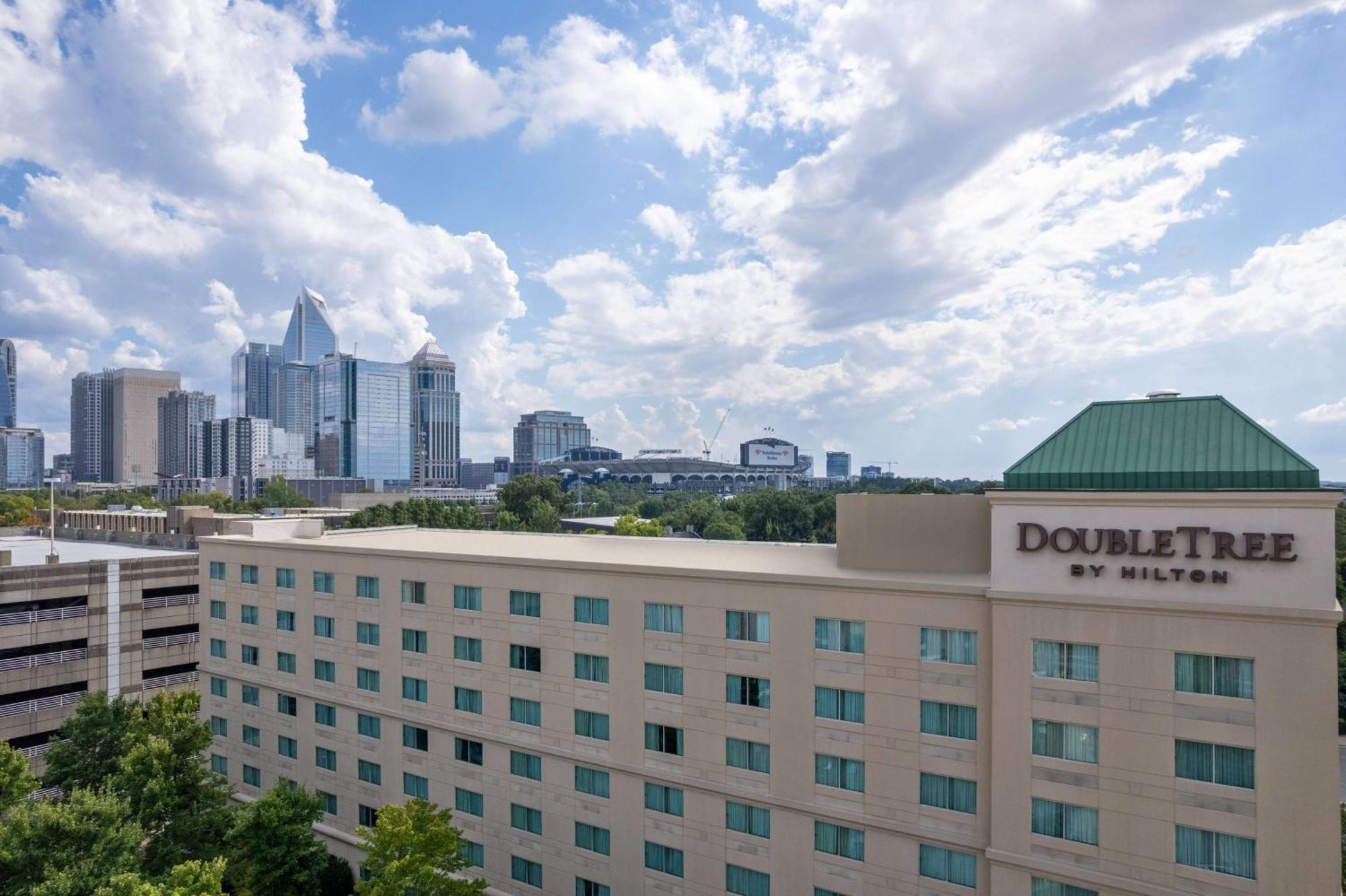 Hotel Doubletree By Hilton Charlotte Uptown Zewnętrze zdjęcie